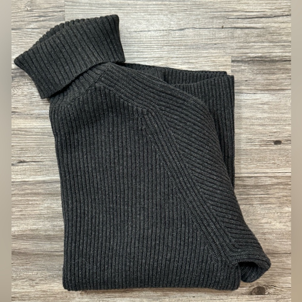 Dress Sweater/Turtleneck